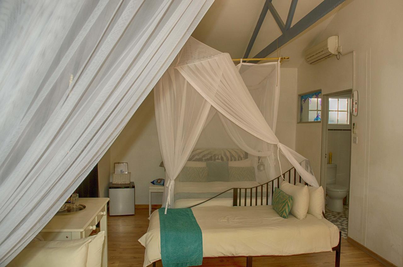 The Old House Bed & Breakfast Kasane Exterior photo